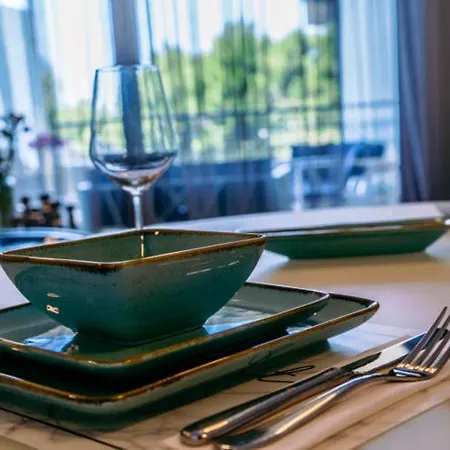 Luxe Del Mare
