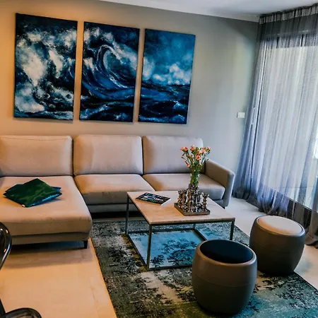 Luxe Del Mare *